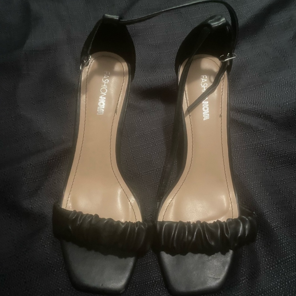 Fashion nova kitty heels. NEW